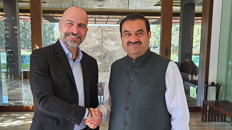 <div class="paragraphs"><p>Gautam Adani on Saturday met Uber CEO Dara Khosrowshahi.</p></div>