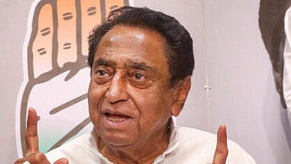 <div class="paragraphs"><p>Kamal Nath</p></div>