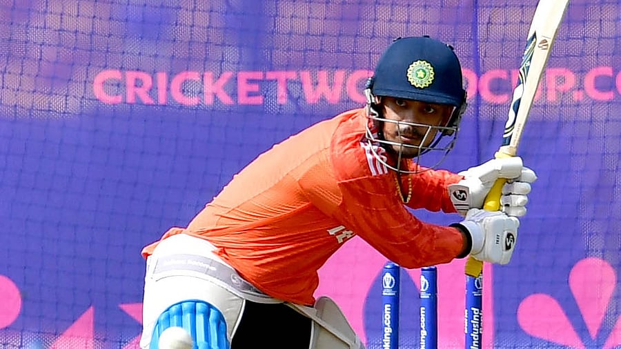 <div class="paragraphs"><p>Ishan Kishan</p></div>