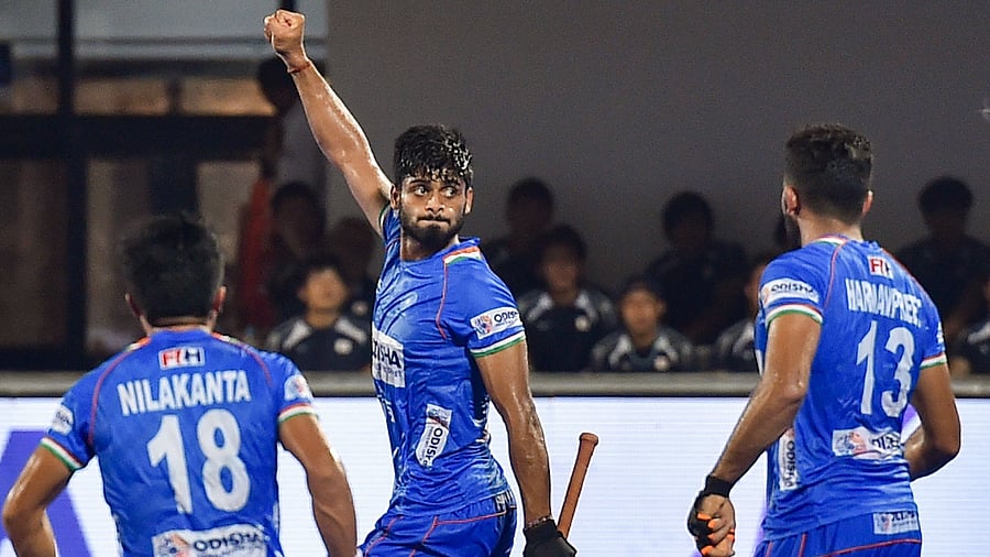 <div class="paragraphs"><p>A file photo of Varun Kumar (centre).</p></div>