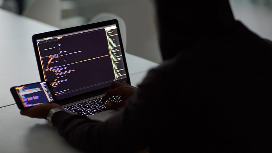 <div class="paragraphs"><p>Representative image of a fraudster.</p></div>