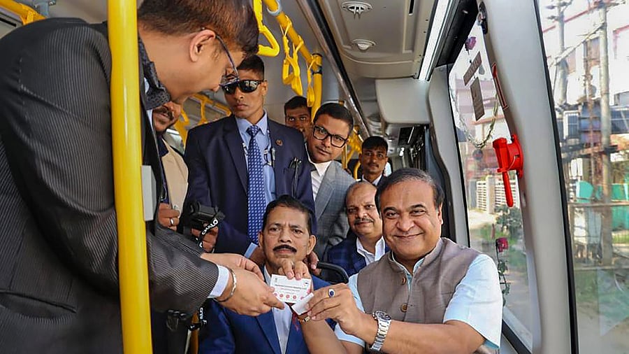 <div class="paragraphs"><p>  Guwahati: Assam Chief Minister Himanta Biswa Sharma rides on an electric bus </p></div>