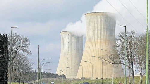 <div class="paragraphs"><p>A representative photo of a nuclear power plant.</p></div>