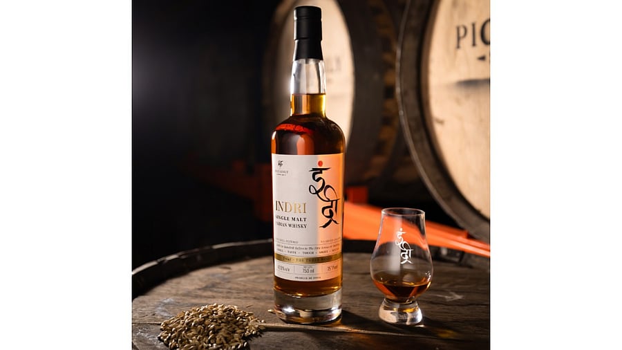 <div class="paragraphs"><p>Indri whiskey.</p></div>