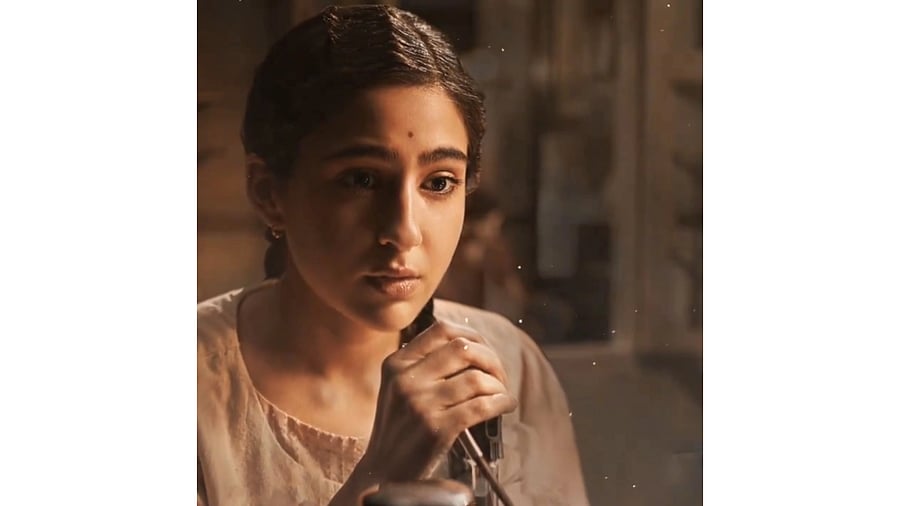 <div class="paragraphs"><p>Sara Ali Khan in Ae Watan Mere Watan.</p></div>