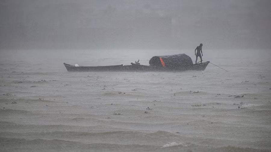 <div class="paragraphs"><p>A view of the Ganga river</p></div>