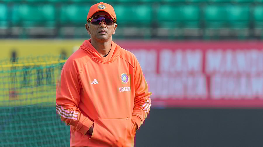 <div class="paragraphs"><p>Rahul Dravid. </p></div>