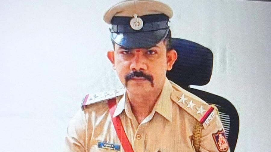 <div class="paragraphs"><p>Inspector Vajramuni K</p><p></p></div>