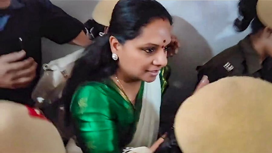 <div class="paragraphs"><p>BRS leader K Kavitha brought to the Rouse Avenue Court.</p></div>