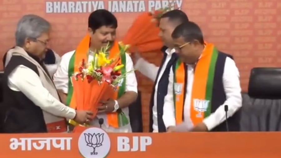 <div class="paragraphs"><p>Arjun Singh and Dibyendu Adhikari in Delhi on Friday. </p></div>