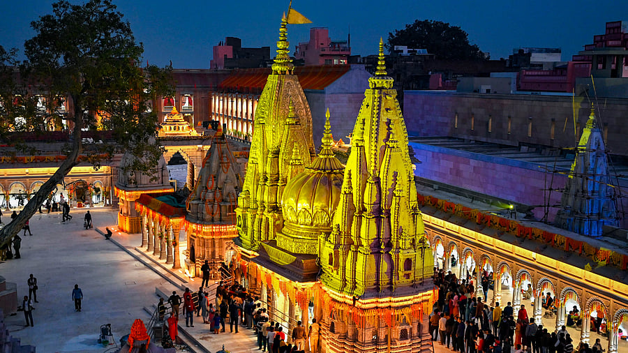 <div class="paragraphs"><p>Kashi Vishwanath Temple.</p></div>