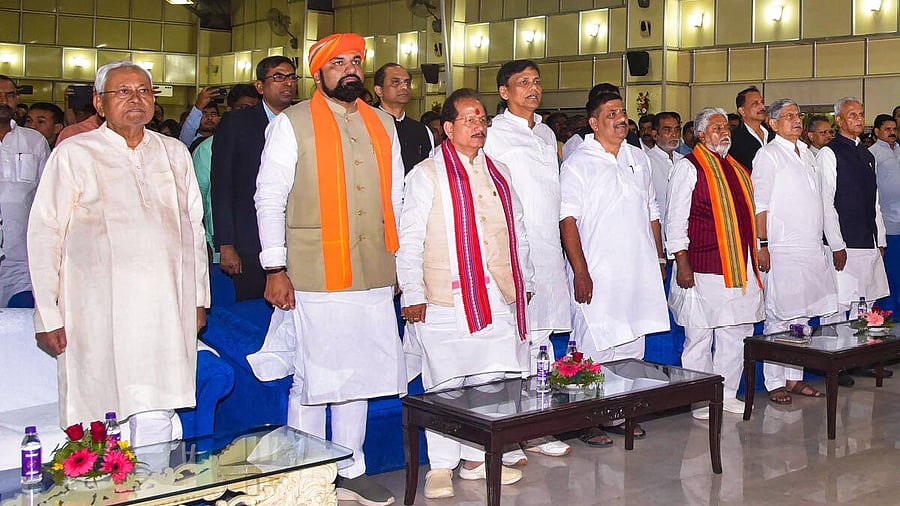 <div class="paragraphs"><p>Bihar Chief Minister Nitish Kumar with his deputies Vijay Kumar Sinha and Samrat Choudhary during the oath taking ceremony of new state cabinet ministers, in Patna.</p></div>