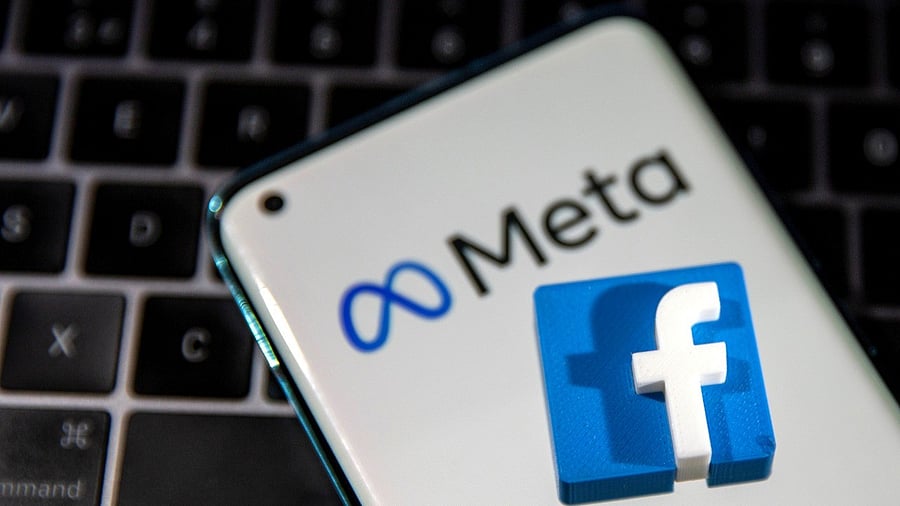 <div class="paragraphs"><p>A photo of Meta and Facebook logo.</p></div>