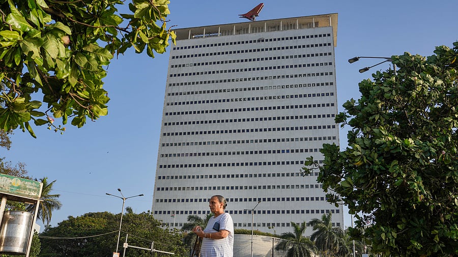 <div class="paragraphs"><p>The Air India building in Mumbai.</p></div>