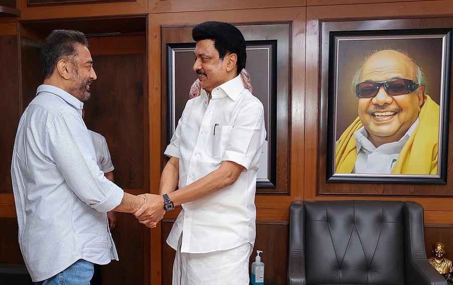 <div class="paragraphs"><p>Tamil Nadu Chief Minister MK Stalin and Makkal Needhi Maiam (MNM) leader Kamal Haasan during a meeting, at the DMK office in Chennai.</p></div>
