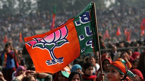 <div class="paragraphs"><p>Of late BJP&nbsp; has been using images of MGR and Jayalalithaa in their campaigns.&nbsp;</p></div>