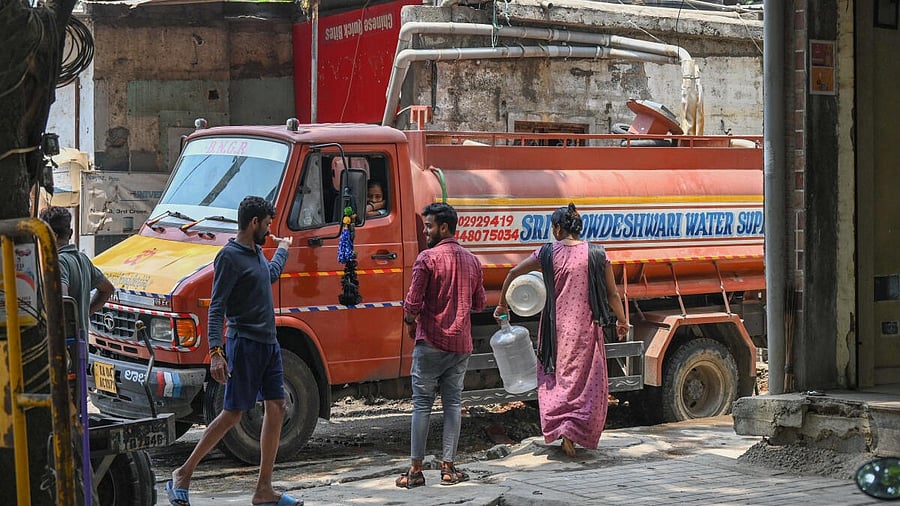 <div class="paragraphs"><p>Representative image of a water tanker.</p></div>