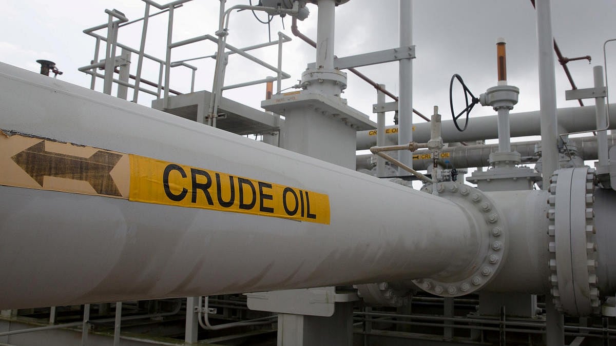 Indian Refiners Sign Term Deals to Offset Russian Supply Risks: Govt