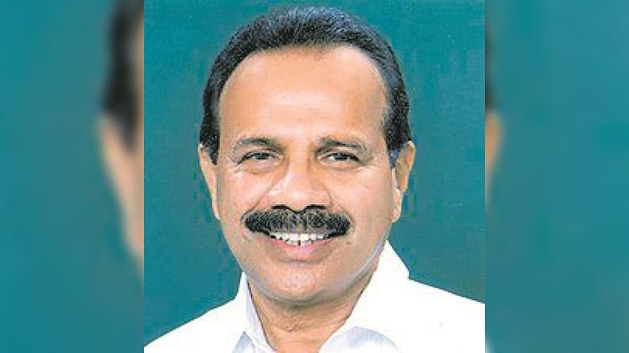<div class="paragraphs"><p>D V Sadananda Gowda.</p></div>