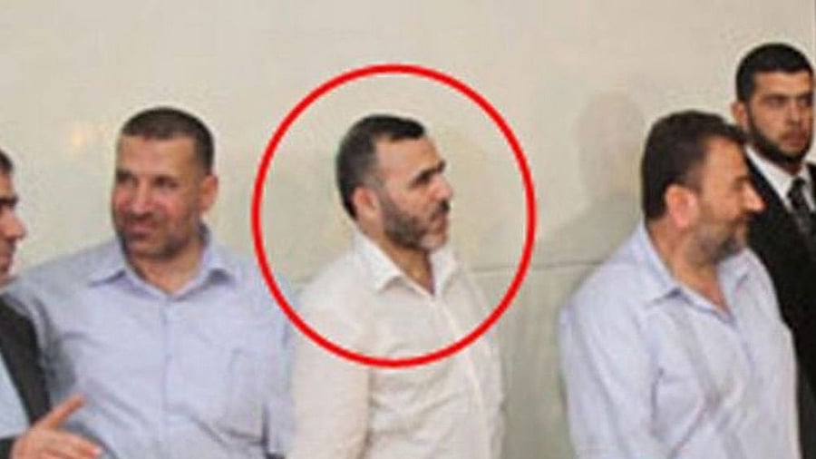 <div class="paragraphs"><p>Marwan Issa.</p></div>