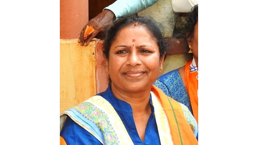 <div class="paragraphs"><p>Tejaswini Gowda</p></div>