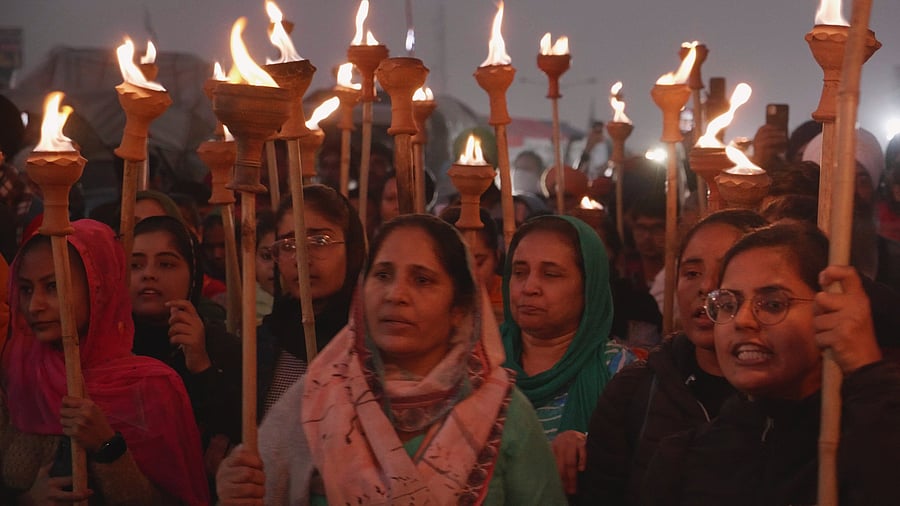 <div class="paragraphs"><p>Harvau</p></div>