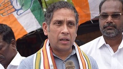 Congress Leader Criticizes DMK's Poll Strategy, Calls Women's Aid a 'Superstitious' Belief
