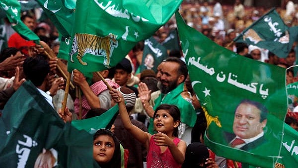 <div class="paragraphs"><p>Nawaz Sharif's PML-N becomes largest party in Pakistan's National Assembly after it was allocated 15 out of the remaining 20 reserved seats for women and one out of the three remaining seats reserved for minorities, taking its total tally to 123.</p></div>