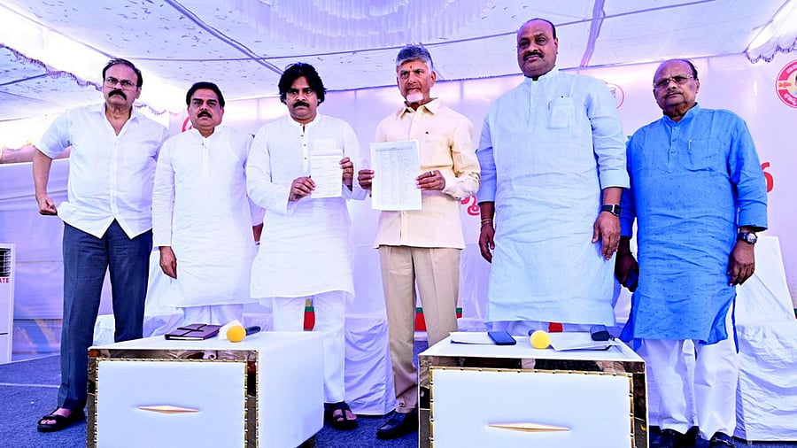 <div class="paragraphs"><p>Telugu Desam Party (TDP) Chief N Chandrababu Naidu with Jana Sena Party chief Pawan Kalyan and others during the announcement of their first joint list of 118 seats for the forthcoming Assembly polls.</p></div>