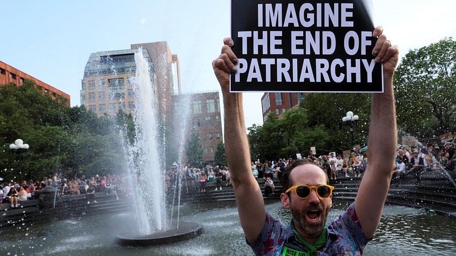 <div class="paragraphs"><p>Abortion rights supporters protest in New York.</p></div>