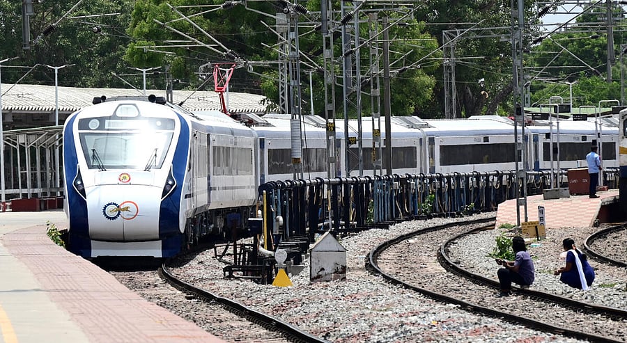 <div class="paragraphs"><p>Vande Bharat Express</p></div>