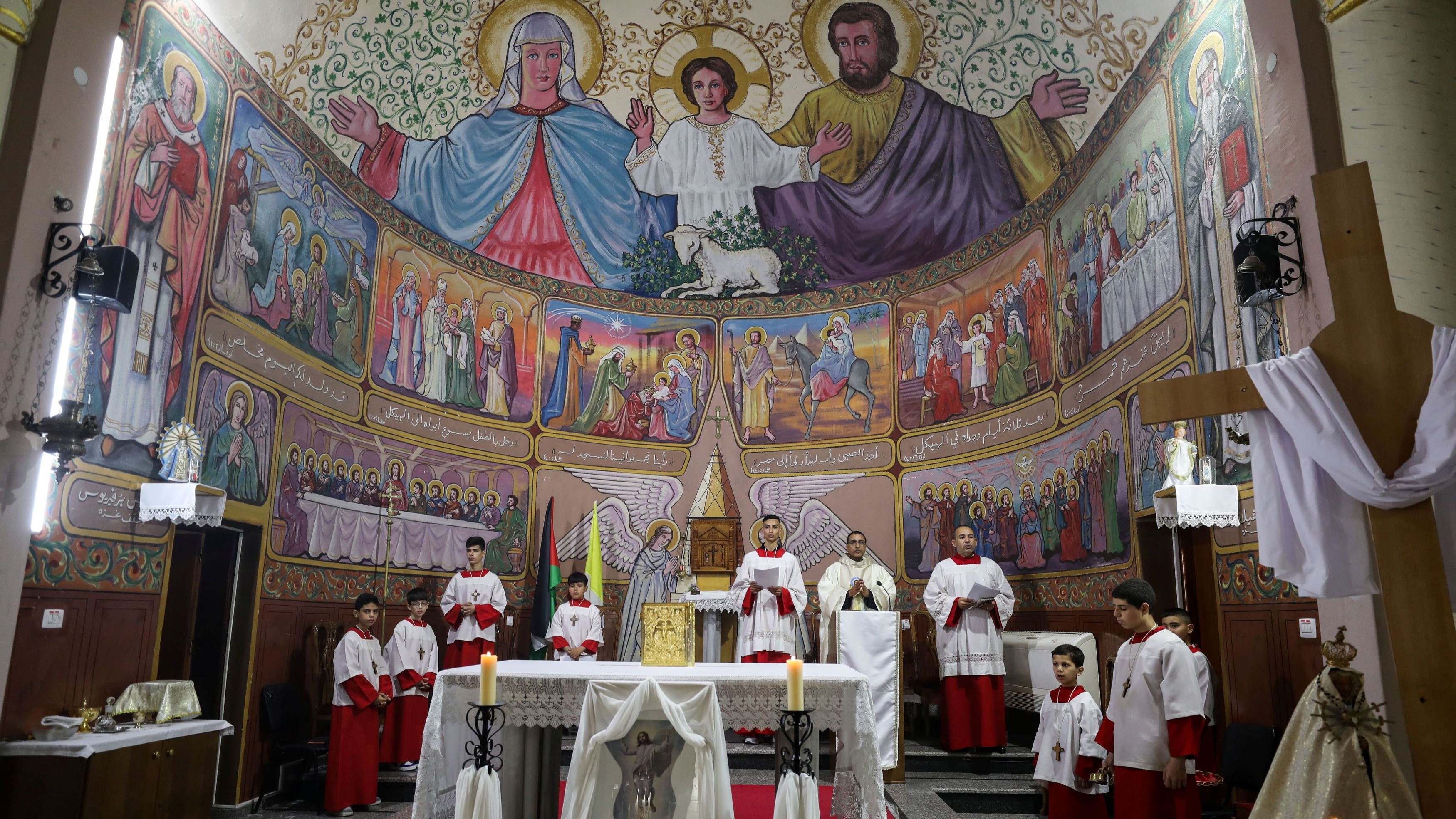 Gaza Christians Celebrate First Easter in Peace After Brutal War ...
