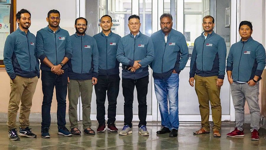 <div class="paragraphs"><p>The IIT Guwahati Research Team. </p></div>