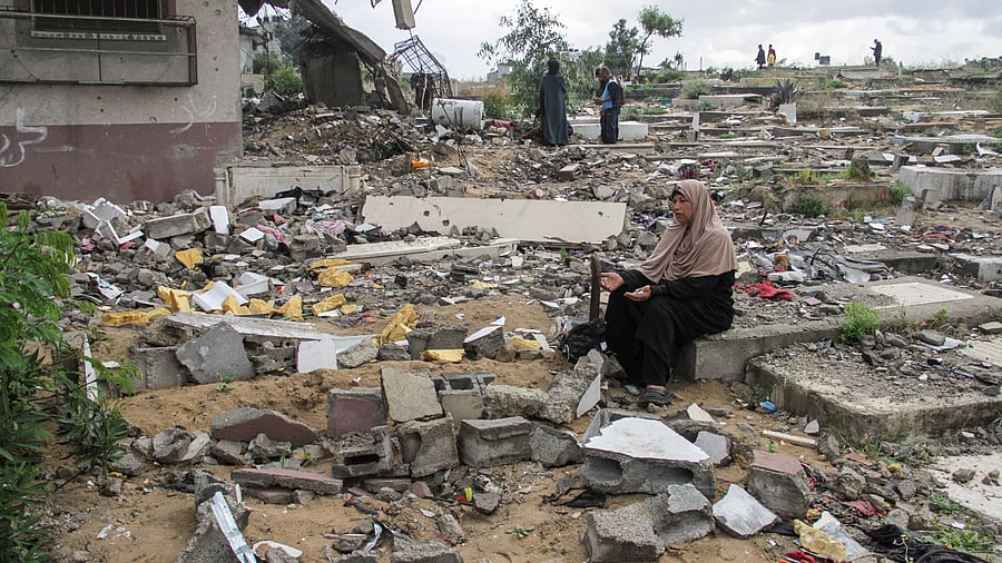 <div class="paragraphs"><p>File photo: Graves of people who were killed in the ongoing conflict between Israel and Palestinian Islamist group Hamas, in Gaza Strip.</p></div>