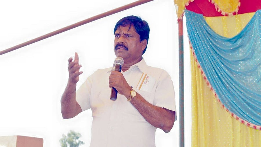 <div class="paragraphs"><p>Jiva Pandu Gavit</p></div>