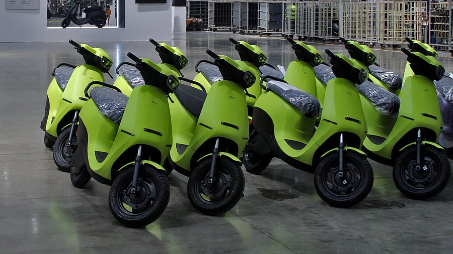 <div class="paragraphs"><p> Ola Electric's S1 Air e-scooters are pictured inside its manufacturing facility in Pochampalli, Tamil Nadu.</p></div>