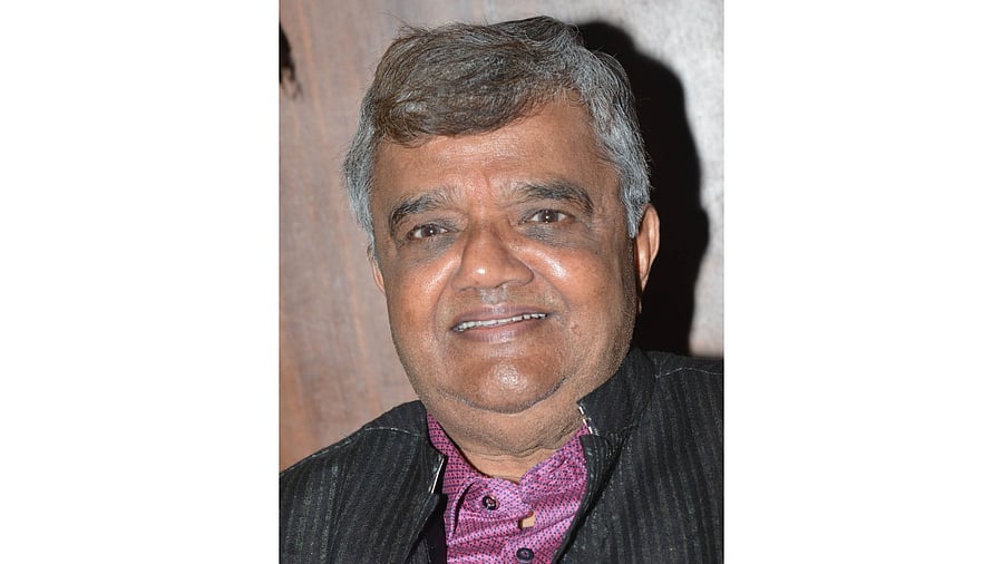 <div class="paragraphs"><p>Bangle Shama Rao Dwarakanath</p></div>