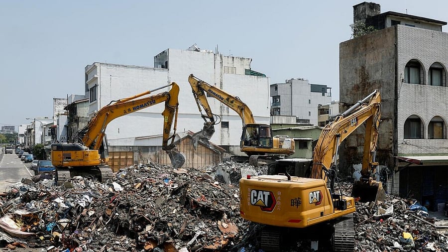 <div class="paragraphs"><p>Aftermath of the Taiwan earthquake.</p></div>