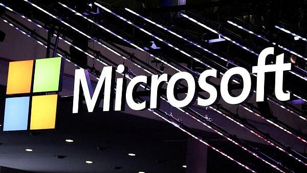 <div class="paragraphs"><p>Microsoft logo.</p></div>