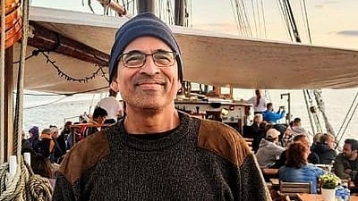 <div class="paragraphs"><p>Harsha Bhogle.</p></div>