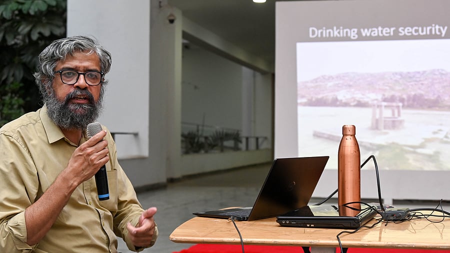 <div class="paragraphs"><p>Vishwanath Srikantaiah, called the city’s zenrainman, during the talk at the National Gallery of Modern Art in Bengaluru on Friday.&nbsp;</p></div>