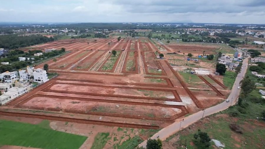 <div class="paragraphs"><p>An aerial view of the Shivaram Karanth Layout in Bengaluru. </p></div>