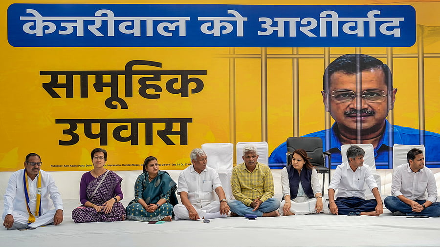 <div class="paragraphs"><p>Aam Aadmi Party (AAP) leaders during a day-long mass fast to protest against the arrest of Delhi Chief Minister and the party's national convener Arvind Kejriwal, in New Delhi.</p></div>