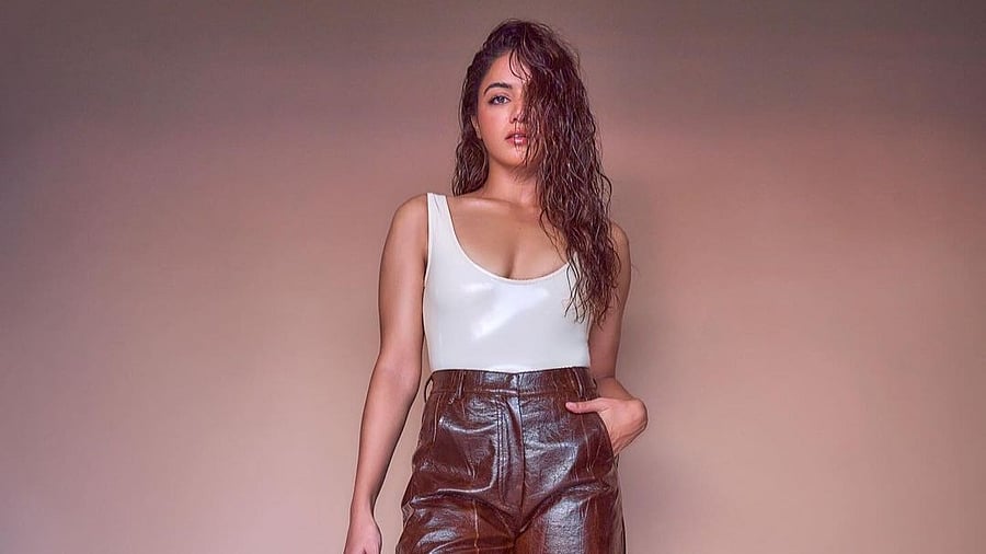 <div class="paragraphs"><p>Wamiqa Gabbi</p></div>