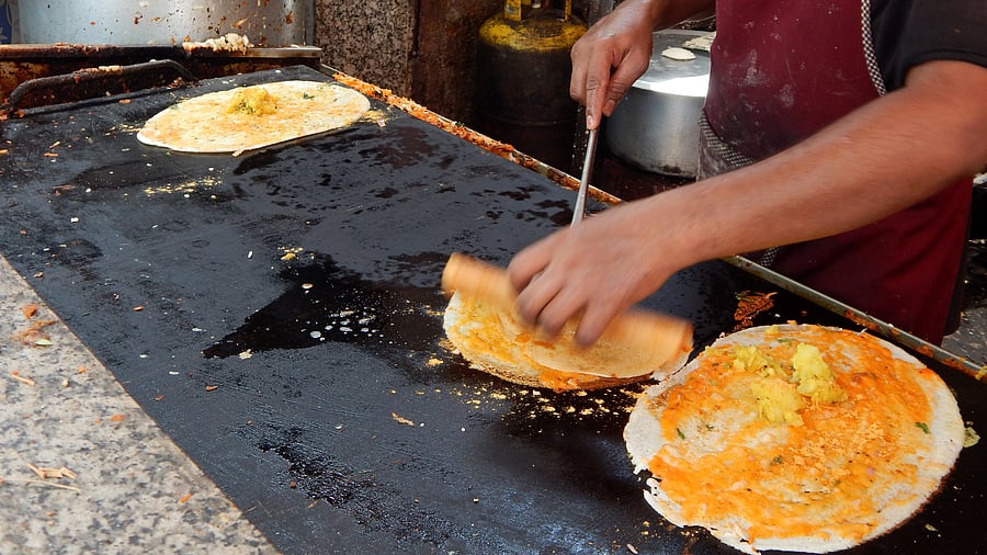 Nisarga Grand has announced free khali dosa among other delicacies for those who have voted.