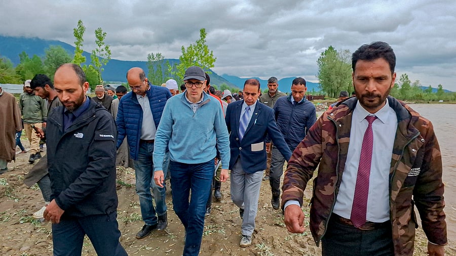 <div class="paragraphs"><p>File Photo: J&amp;K CM Omar Abdullah visits a flood-affectd area.</p></div>
