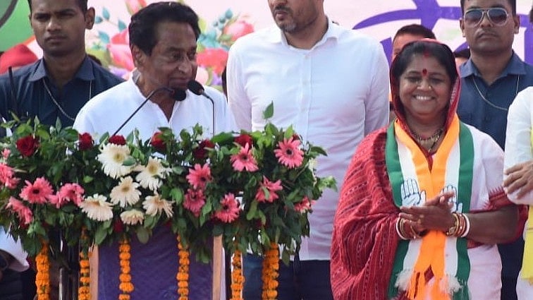 <div class="paragraphs"><p>Congress MLA Anubha Munjare (right) with Congress leader Kamal Nath.&nbsp;</p></div>