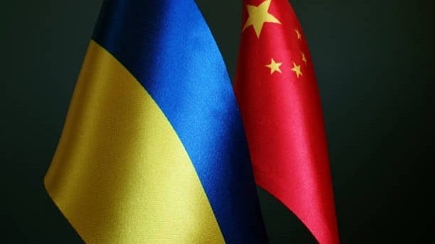 <div class="paragraphs"><p>Representational image of the national flag of China and Ukraine</p></div>