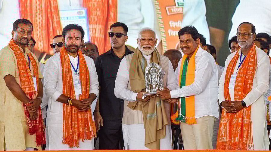 <div class="paragraphs"><p>Prime Minister Narendra Modi with Union Minister G. Kishan Reddy during a public meeting for Lok Sabha elections, in Zaheerabad, Telangana, Tuesday, April 30, 2024.</p></div>