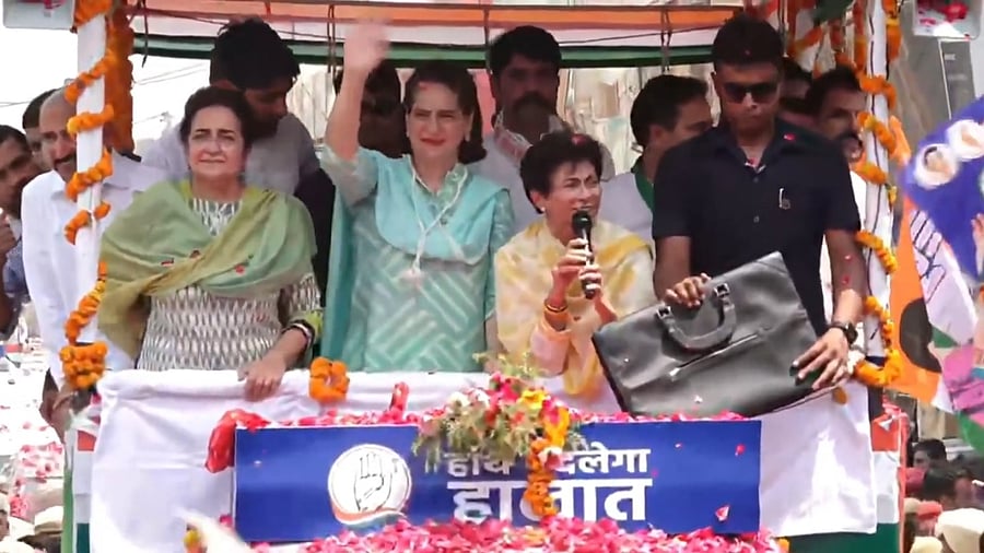 <div class="paragraphs"><p>Priyanka Gandhi Vadra along with Kumari Selja</p></div>